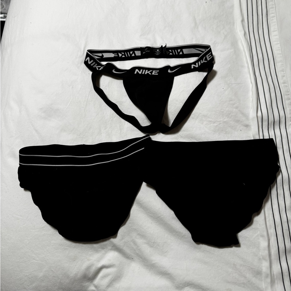 Men's Underwear Bundle USED - MEDIUM - ASSORTED BRANDS